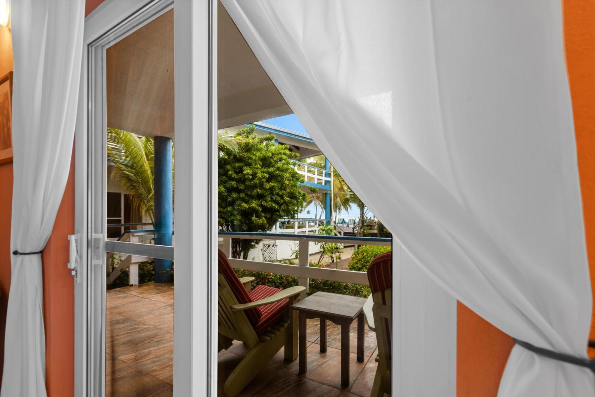 Condo #24 @ Beachside Villas Placencia Exterior photo
